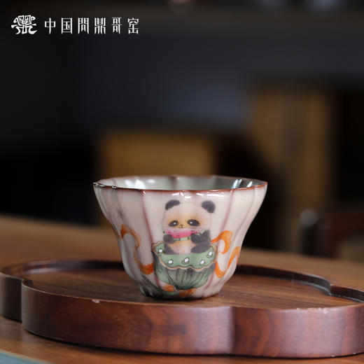 问鼎哥窑碎玉瓜棱杯（憨态可掬） 商品图0