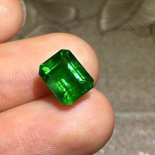 2.51ct 祖母绿裸石 商品图5