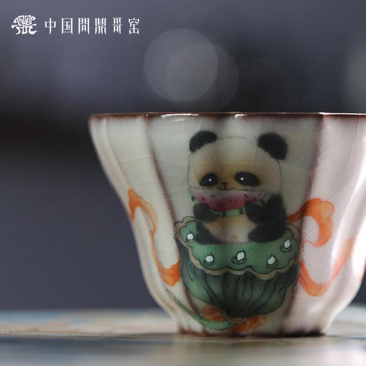 问鼎哥窑碎玉瓜棱杯（憨态可掬） 商品图2