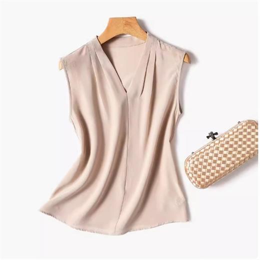 雀说小心机设计层次感衬衫上衣时尚气质V领宽松减龄背心AL7781 商品图5