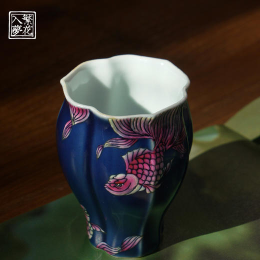 繁花入梦影动鱼游小佛手杯 商品图2