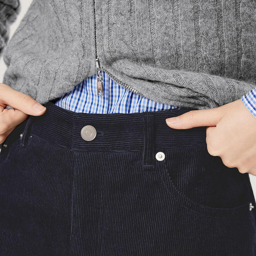 【严选】诗凡黎复古灯芯绒半身裙2024秋新款小个子流行高腰A字显瘦短裙女SF8140911 商品图2