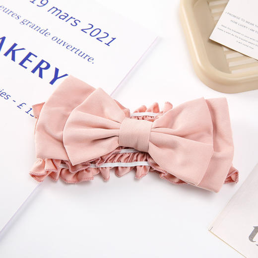 赵露si同款【在逃公主氛围感！双层蝴蝶结花边发带】双层蝴蝶结设计 秒变“软萌甜妹”！宽边褶皱高弹不易变形，洗脸化妆发箍薄款公主宽边束发带Y 商品图4