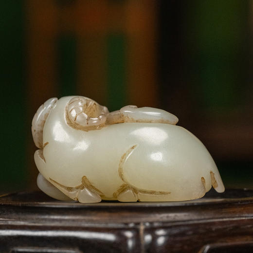 清 玉雕卧羊摆件 商品图3