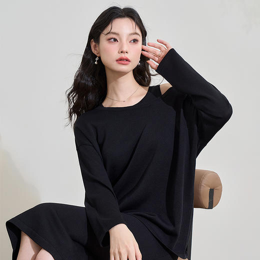 西遇宽松黑色毛针织衫女新款薄款外搭慵懒风罩衫上衣D3242220 商品图2
