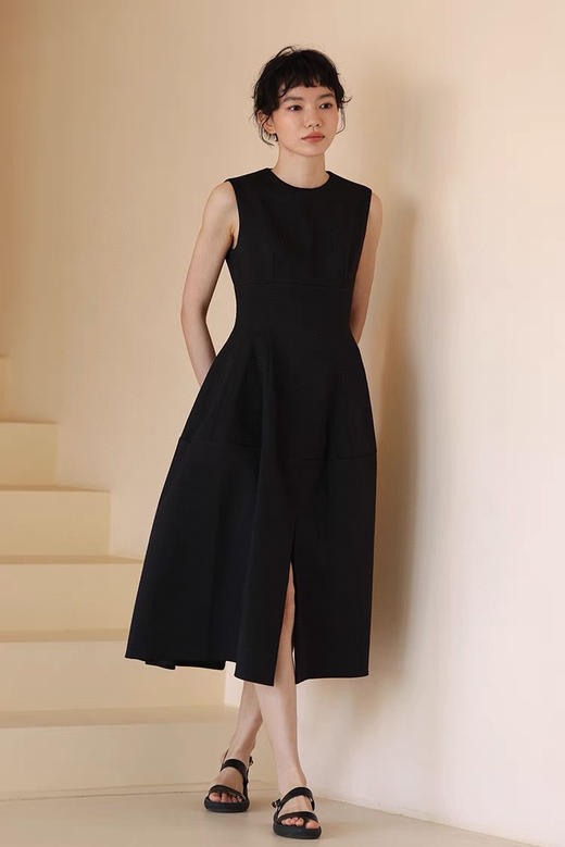 高定无袖连衣裙 商品图4