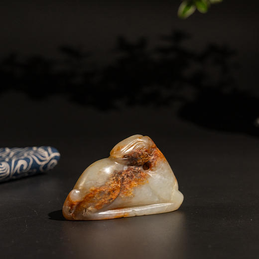 清 玉雕卧马把件 商品图4