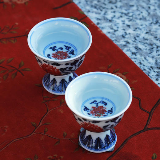 歲合山房俞强款青花釉里红缠枝莲小酒杯（缺货） 商品图2
