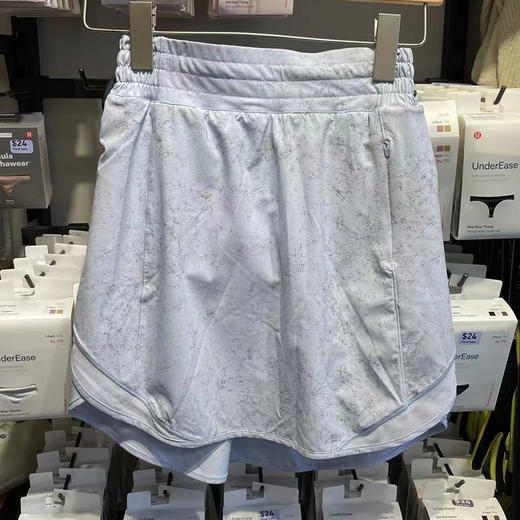 Lululemon/露露乐檬 女士 Hotty Hot 舒适运动高腰短裙 商品图1