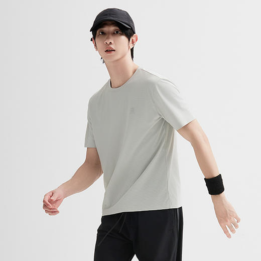 【新品上新】HX 夏季圆领短袖T恤S102423563101/02 商品图4