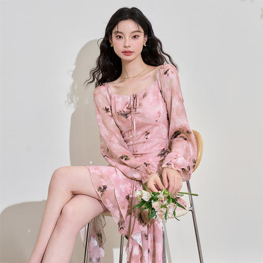 甜美荷叶边长袖碎花连衣裙女早春方领收腰不规则A摆短裙V3242338 商品图2
