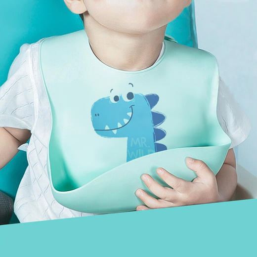 马博士 吃饭围兜婴儿硅胶围嘴宝宝饭兜儿童防水罩衣 100015563140 商品图5