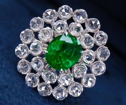 1.35ct 祖母绿戒指 商品图1