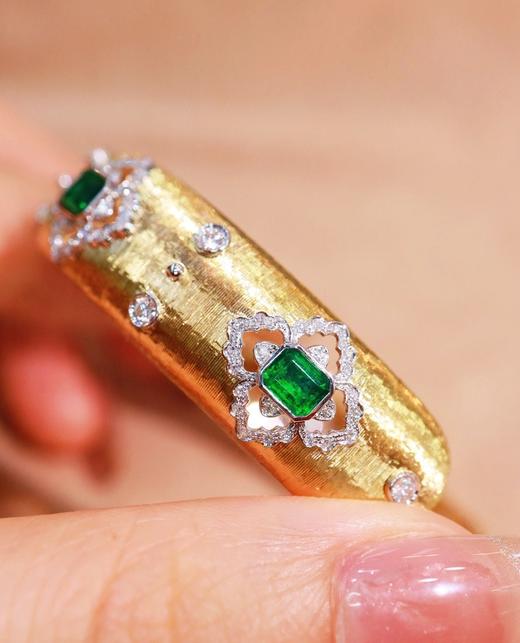 2.45ct 20.89g 祖母绿手镯 商品图0