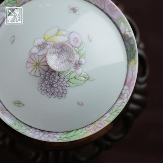 繁花入梦 露湿芳桃二才盖碗     微云霞绮二才盖碗  黑地描银-墨彩金蝶二才盖碗 商品图2