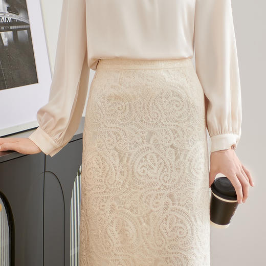 剩S/L 米思阳2026春季新款高级感蕾丝半身裙时尚镂花设计高腰一步裙3164 商品图4