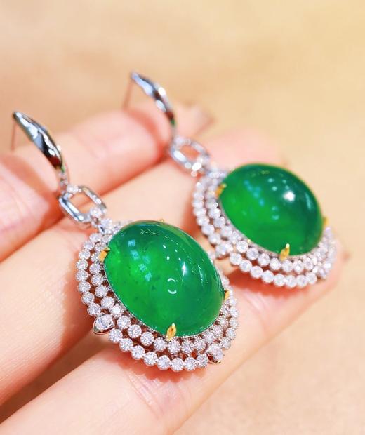 41.30ct 23.0g 祖母绿耳环 商品图0