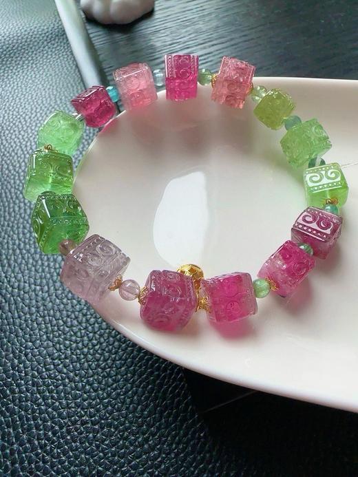 34.2g 雕刻碧玺手链 商品图3