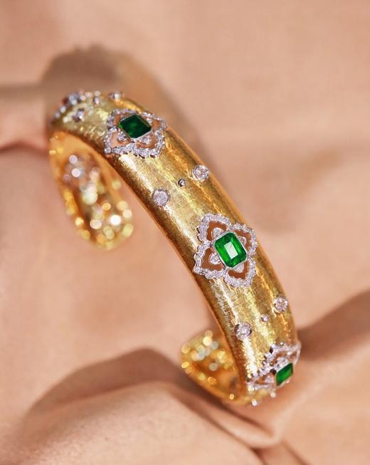 2.45ct 20.89g 祖母绿手镯 商品图2