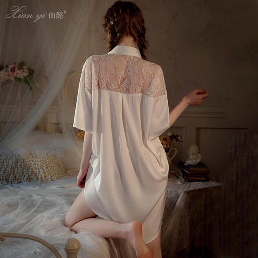 【蕾丝拼接衬衫裙】仙懿夏季男友风衬衫睡衣女宽松短袖性感睡裙冰丝家居服可外穿，深V开襟设计，丝滑柔纱触感。ry 商品图2