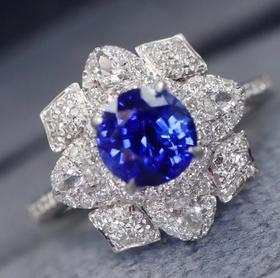 1.12ct 蓝宝石戒指