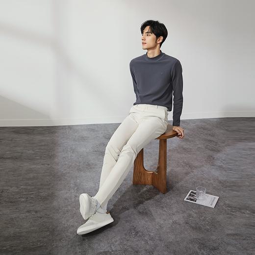 柒牌半高领长袖T恤男2024秋季新款舒适保暖高弹磨毛休闲打底上衣	127T70080 商品图3