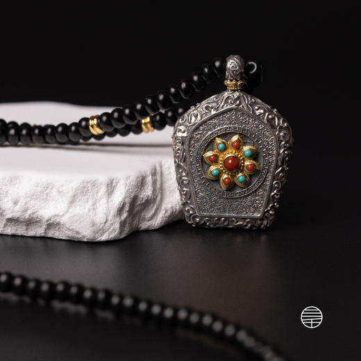 万物三千｜黄财神椰蒂念珠法像项链  饰品 工艺品  礼品 商品图3