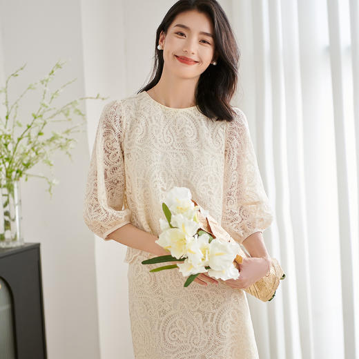 米思阳2026春季新款法式设计感蕾丝衬衫高端镂花泡泡袖上衣女小衫3165 商品图2