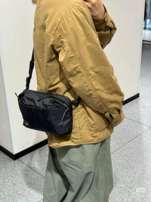 袅家 HELIAD 6L情侣款斜挎包 商品图1