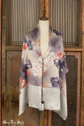 盛唐牡丹 |真丝盘扣披肩-荷花纹（福利品）