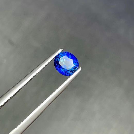 0.88ct 蓝宝石裸石 商品图6