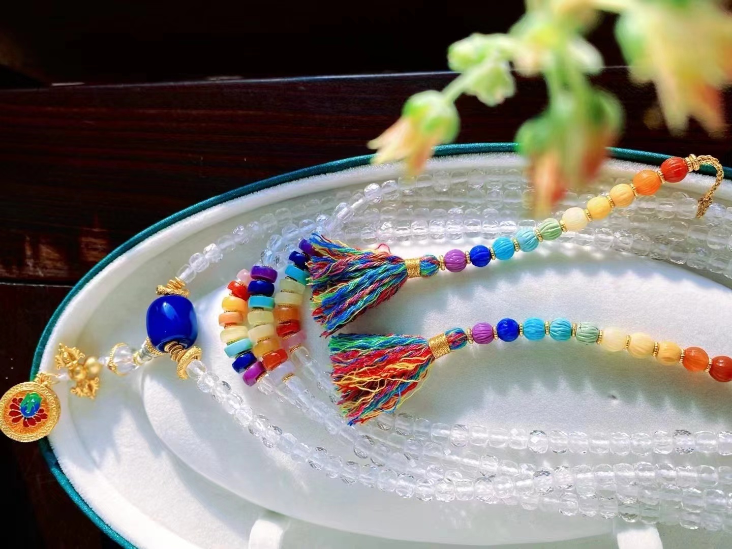 毕业级别 钻石光泽的全净体刻面极地雪山白水晶