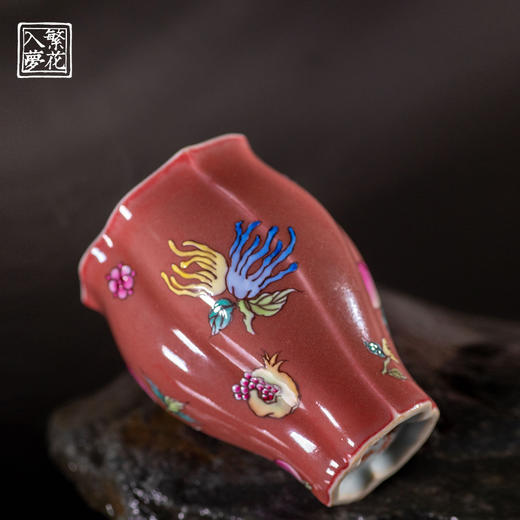 繁花入梦红釉花间榴红小佛手杯（缺货） 商品图3