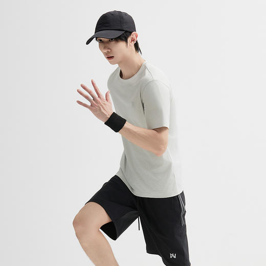 【新品上新】HX 夏季圆领短袖T恤S102423563101/02 商品图5