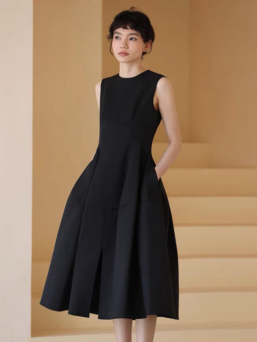 高定无袖连衣裙 商品图0