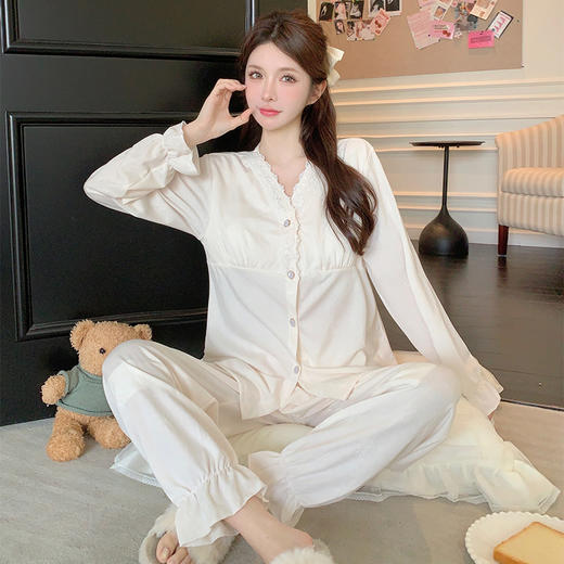 【ins公主风❗️长袖开衫家居服套装】自带胸垫，免穿文胸内衣❗️舒适透气，家居外穿都可以，长袖长裤睡衣女春季新款少女两件套 商品图0