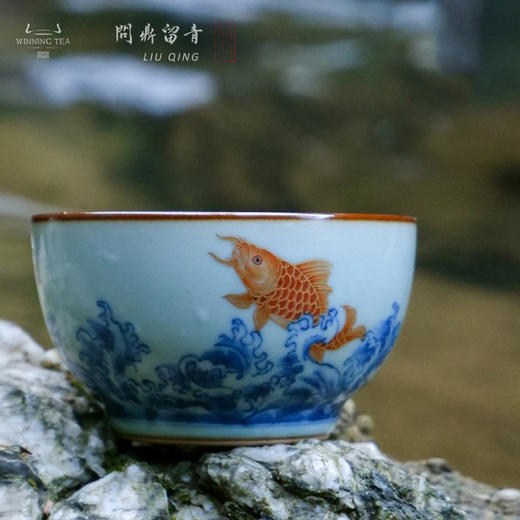 问鼎留青天青精工款听泉杯大（柴窑绘画描金鱼跃龙门） 商品图3