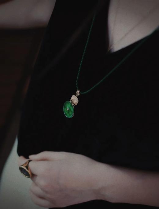 金狮辅首挂坠 ｜ 辣色花青平安扣 商品图6