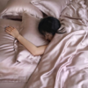 🔔🔔【亏本清仓】仿真丝枕套：🔹自带珍珠般光泽，肉眼可见的厚度质感！🔹四周宽边设计，触感丝滑柔软！🔹摩擦系数低，面部不留压痕！🧡 商品缩略图2