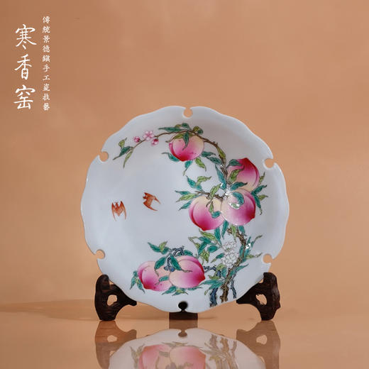 寒香窑乾隆粉彩过枝九桃鸡心杯  过枝九桃卧足杯  过枝九桃压手杯   寿桃接福六桃壶承  桃香满园九桃盖碗（缺货） 商品图3