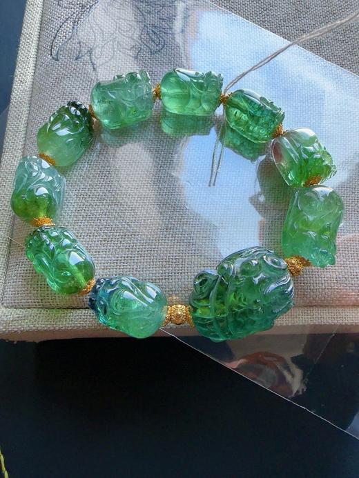 38.1g 雕刻碧玺手链 商品图2