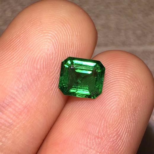 0.93ct 祖母绿裸石 商品图2
