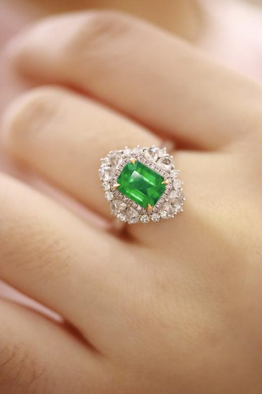 1.56ct 祖母绿戒指 商品图8