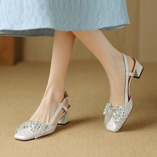 【预售5天】包头后空方头，水钻蝴蝶结粗跟凉鞋LD&6793 商品图3