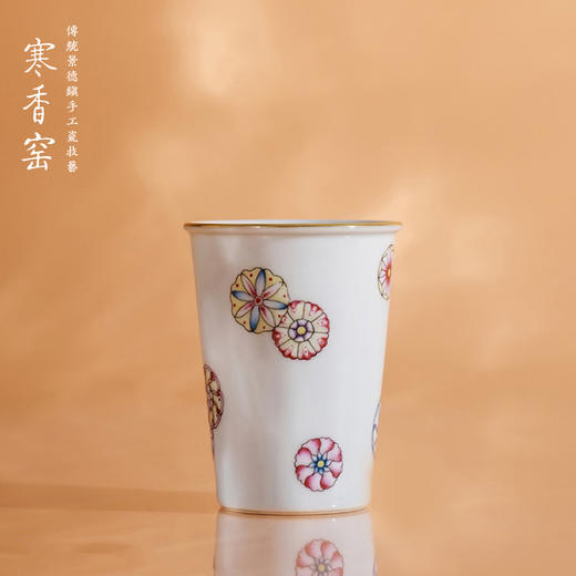 寒香窑乾隆粉彩扒花皮球花六方杯   扒花皮球花盖碗壶承三件套   皮球花小直筒杯（缺货） 商品图1