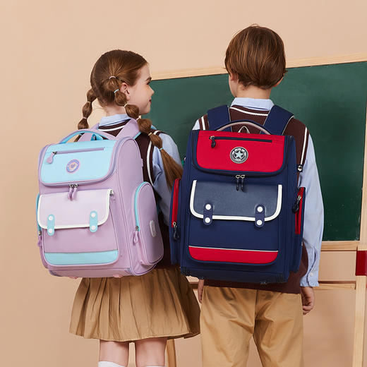 【开学季】2024 新款英伦风小学生男女生减负护脊书包高颜值大容量轻便双肩包 商品图0
