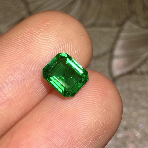 0.93ct 祖母绿裸石 商品图6