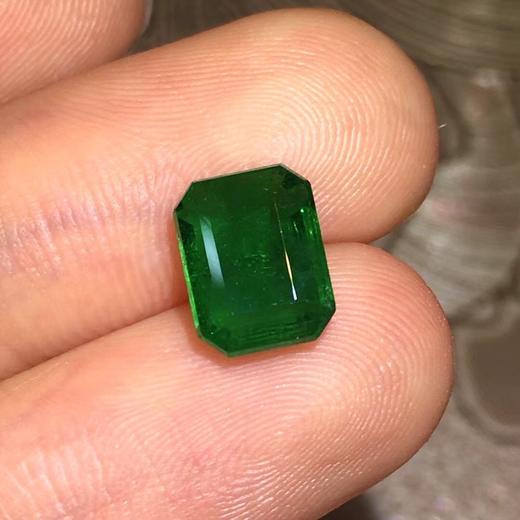 2.27ct 祖母绿裸石 商品图4