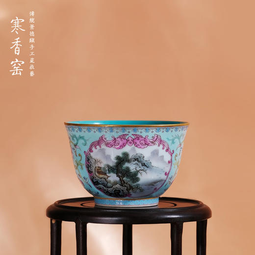 寒香窑乾隆粉彩扒花传话寻梦铃铛杯  扒花粉黛依依高四喜杯  扒花花开有序高脚杯  扒花菊萝秋娘撇口杯 扒花开光山水花铃杯 （缺货） 商品图3