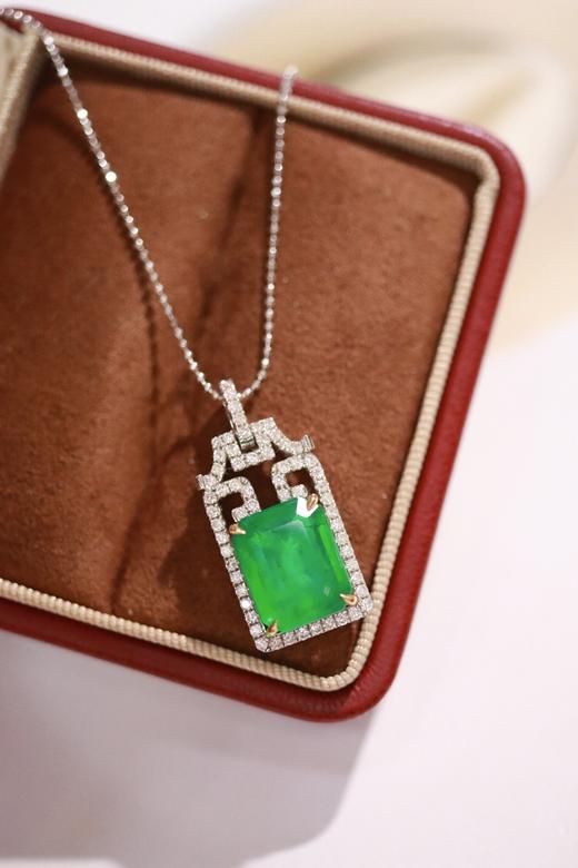 4.57ct 祖母绿吊坠 商品图3
